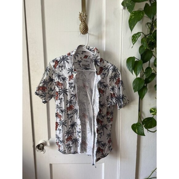 Goodfellow and Co. men’s size small tiger button down shirt - Picture 1 of 7